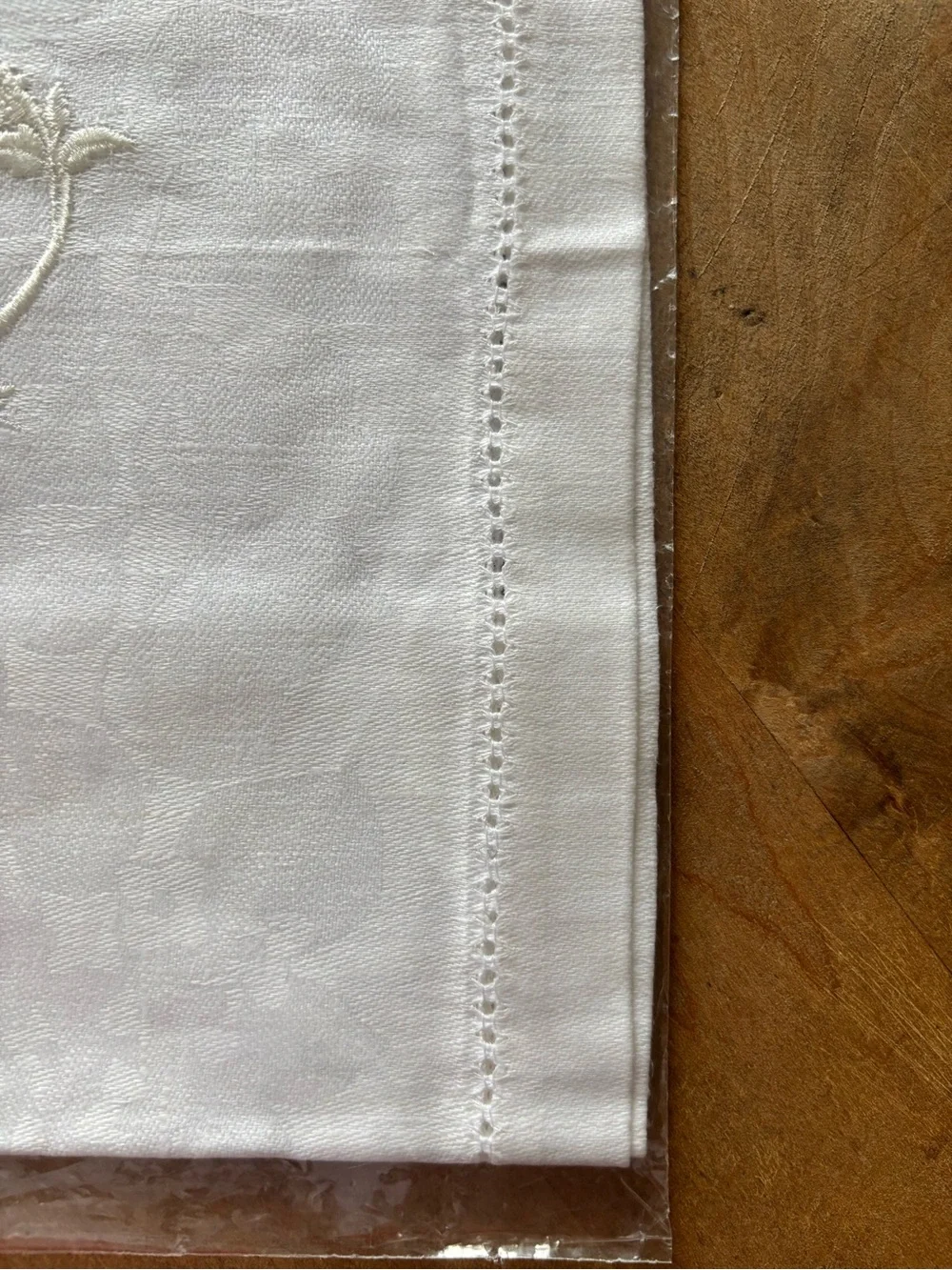 Vintage Linus IRIS Monogrammed Linens Set of 3 Floral Embroidery Heritage